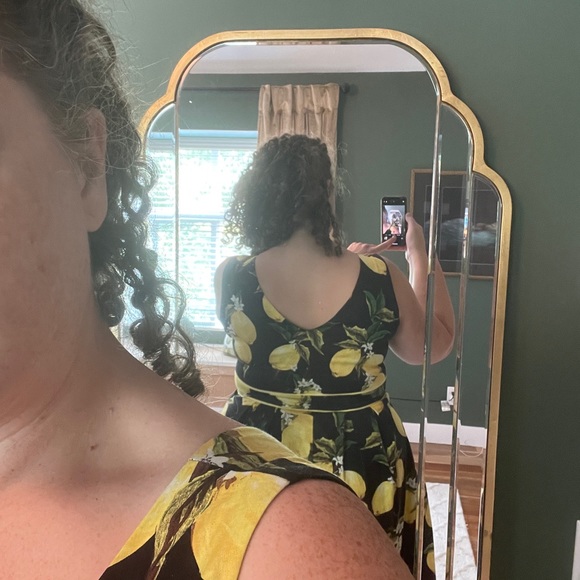 Smashed Lemon Lemon Dress - Picture 3 of 6